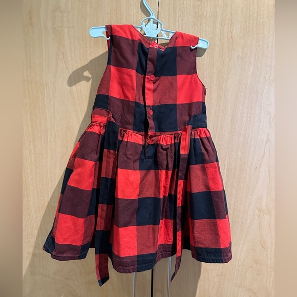 *HOST PICK!* Toddler dress. “Buffalo Plaid” sleeveless, with side ties. - Picture 9 of 16
